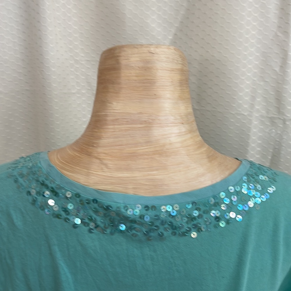 🔴 DKNY cotton tee generous size L. Not too bright turquoise. - Picture 3 of 6
